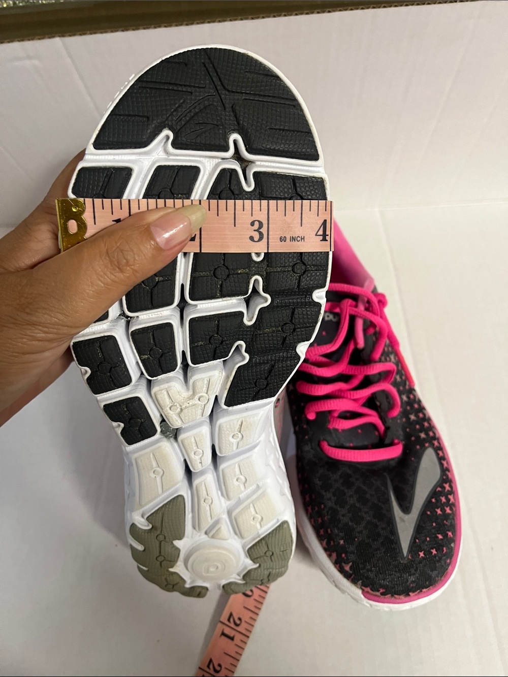 Brooks Women’s Black and Hot Pink Running Sneakers - Picture 11 of 13